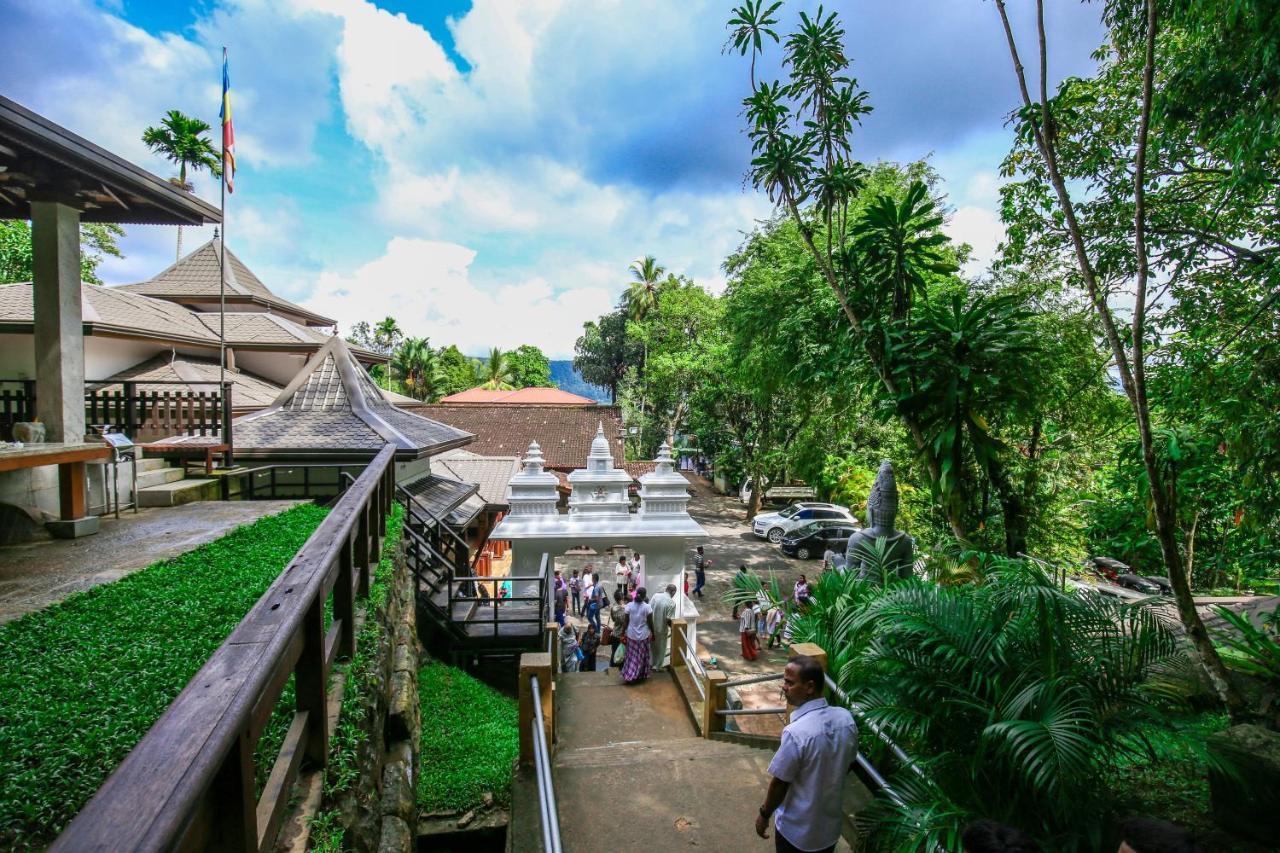 Lavenro Hotel & Resort Deniyaya Dış mekan fotoğraf