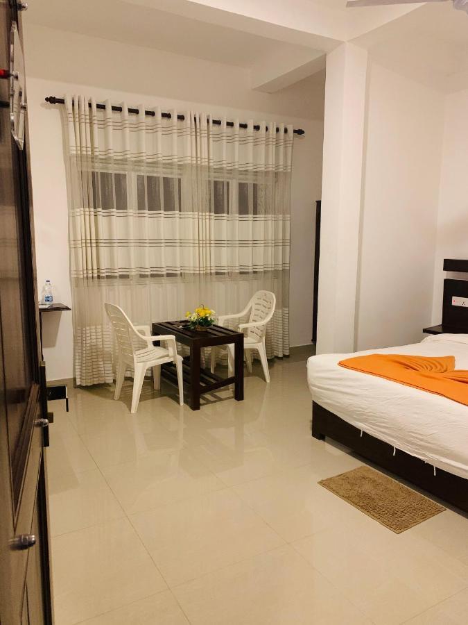 Lavenro Hotel & Resort Deniyaya Dış mekan fotoğraf