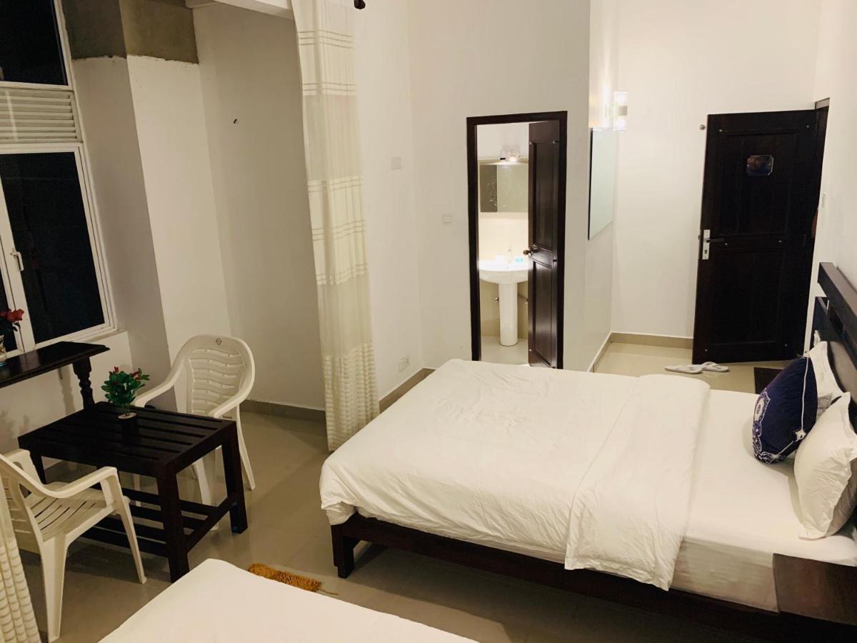 Lavenro Hotel & Resort Deniyaya Dış mekan fotoğraf